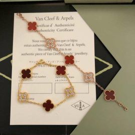 Picture of Van Cleef Arpels Bracelet _SKUVanCleef&Arpelsbraceletlyh1316299